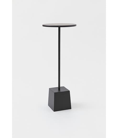 Svarta sidobord i metall från H&M Home, nyskick! INKL LEVERANS