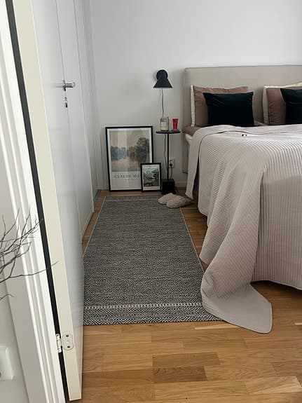Svarta sidobord i metall från H&M Home, nyskick! INKL LEVERANS