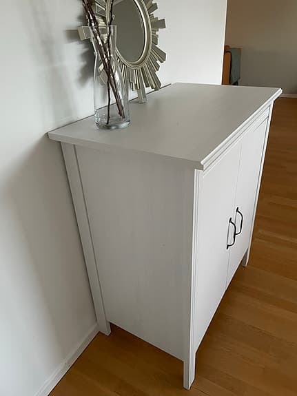Skåp Brusali