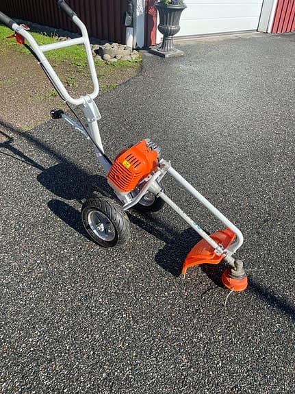 Röjsåg på hjul bensindriven