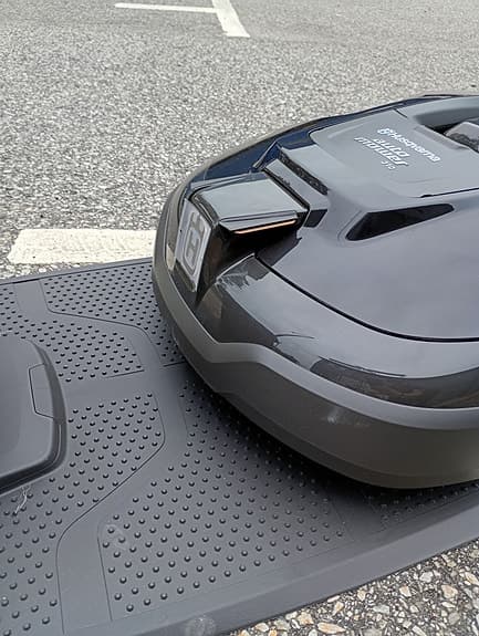 Husqvarna Automower 310 – Nyskick!