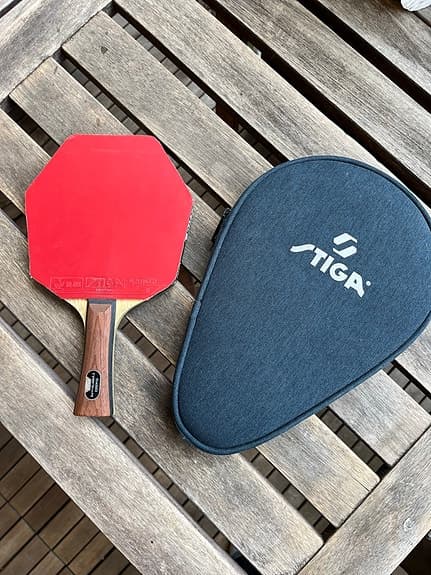 STIGA Cybershape Classics Allround pingisracket + STIGA fodral