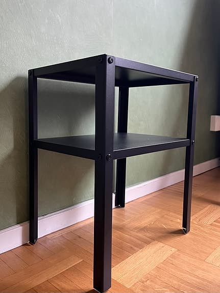 Svart nattduksbord IKEA
