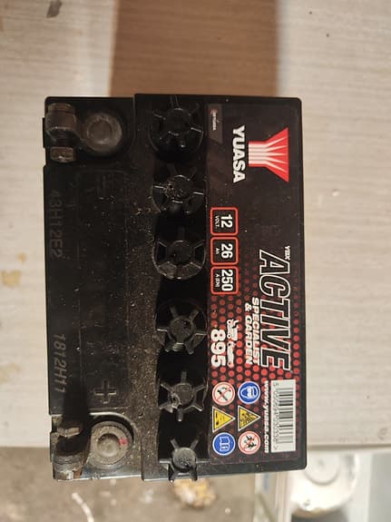 Batteri till gräsklippare. Nytt!