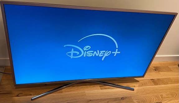 Samsung 40” 4K UHD Smart TV