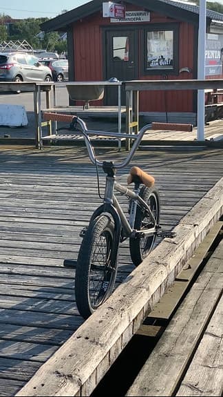 BMX cykel Subrosa Tiro18