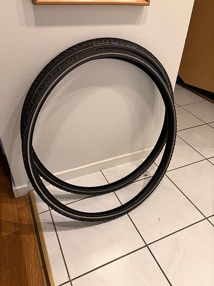 Schwalbe Winter Active cykeldäck 28 tum svart
