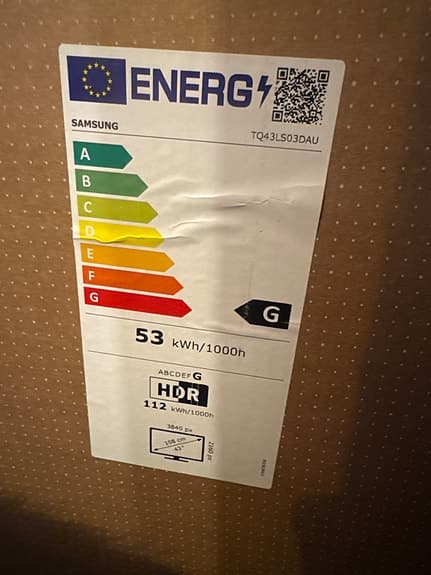 SAMSUNG The Frame 43” QLED 4K Ultra HD Smart TV inkl Väggfäste