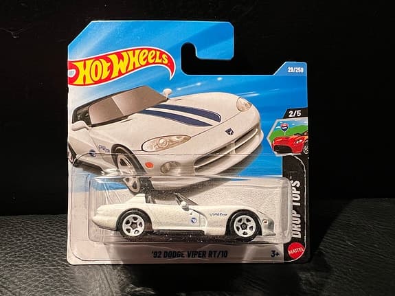 Hot Wheels ’92 Dodge Viper RT/10 Treasure Hunt