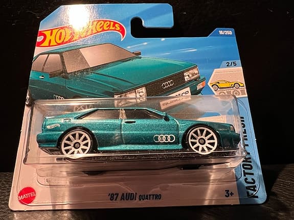 Hot Wheels ’87 Audi Quattro leksaksbil grön