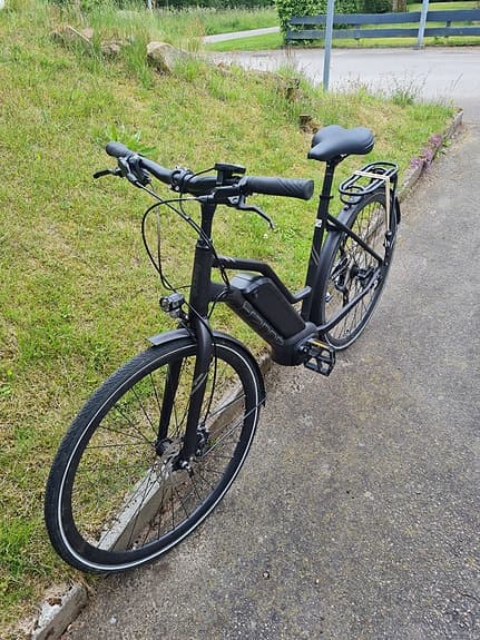 elcykel

Elcykel Frappé FSD R100 9 växlar