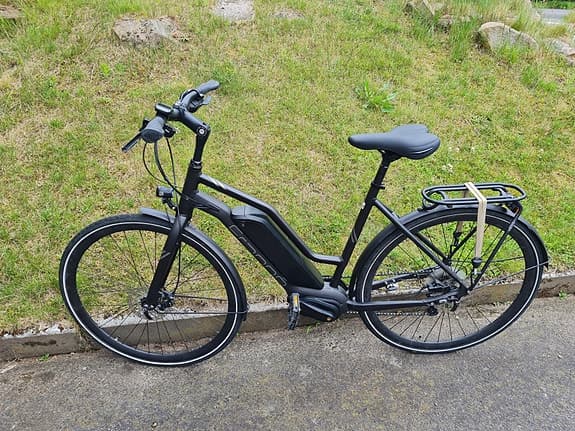 elcykel

Elcykel Frappé FSD R100 9 växlar