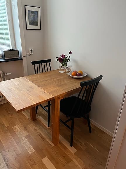 Fällbart ekbord, Ekerö Mio