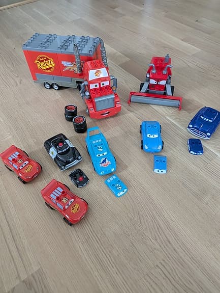 Mega Bloks Disney Cars leksaksbilar och lekset