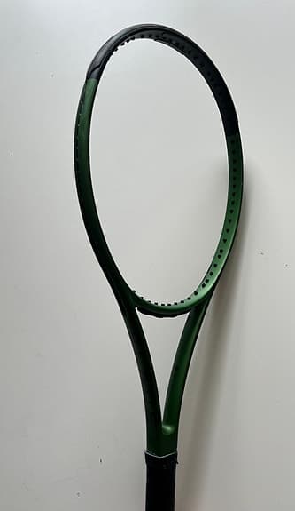 Wilson tennisrack tennisracket v8 101L 274 gram , junior dam avancerad nybörjare