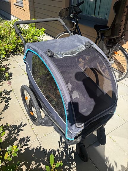 Cykelvagn barnvagn grå/svart