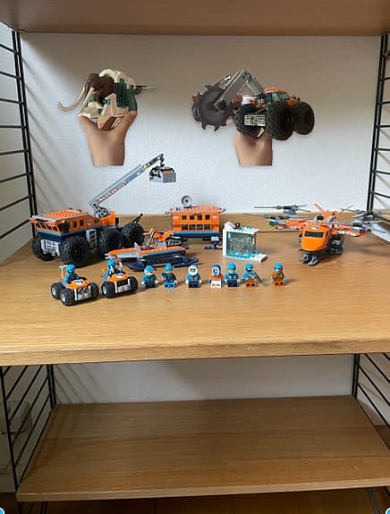 LEGO City forskningsfordon och helikopter set