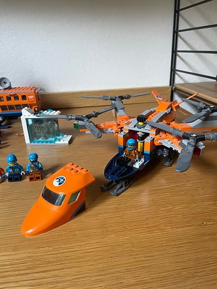 LEGO City forskningsfordon och helikopter set