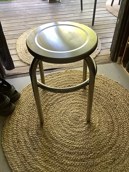 Stilren pall, 200kr