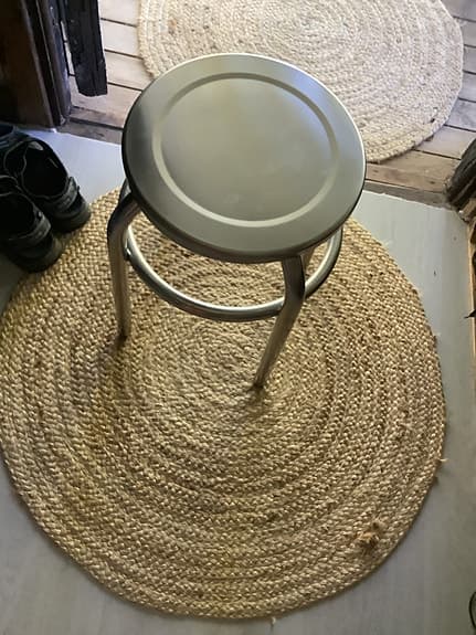 Stilren pall, 200kr