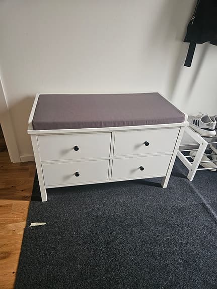 Bänk TERPET 4 lådor Jysk