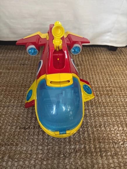 Stort Paw Patrol flygplan med många effekter