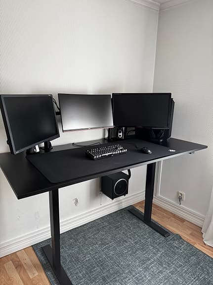 Höj och sänkbart skrivbord