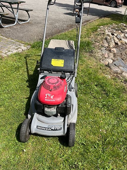 Honda HRB 476 självgående bensinklippare med uppsamlare