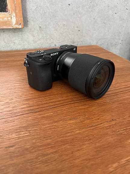 Sony A6400 + Sigma 16mm f/1.4