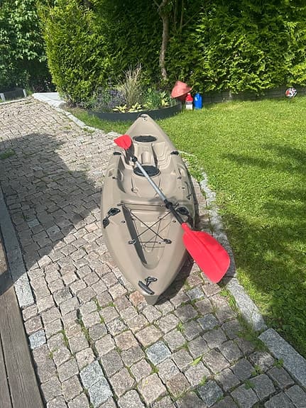 Kajak med paddel beige