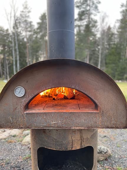 Vedeldad pizzaugn Rossi Quattro
