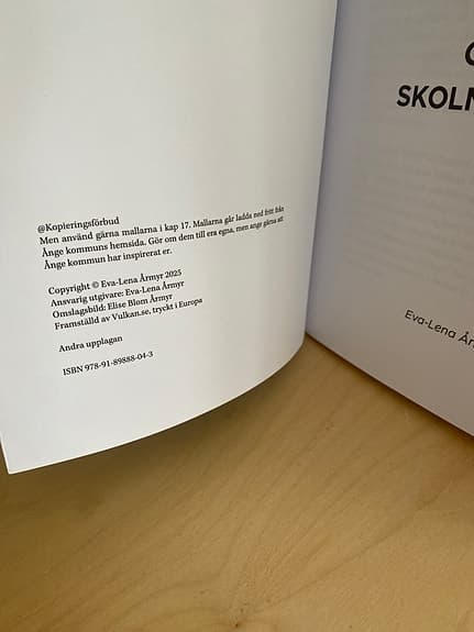 Boken Handbok för ökad skolnärvaro, Eva-Lena Årmyr, 2025, Upplaga 2