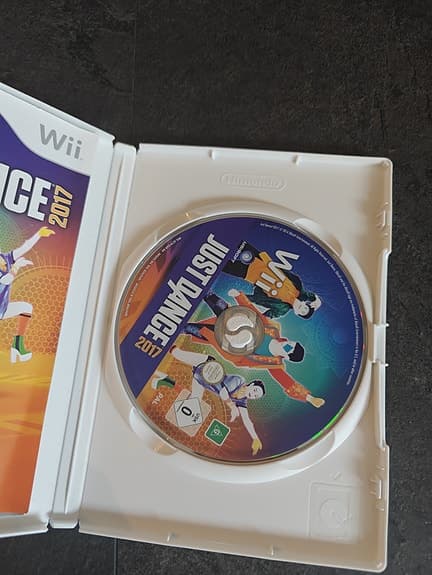 Nintendo Wii Just Dance 2017