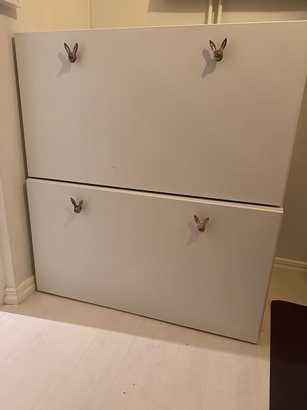 Småstad (2 st) - utdragbar låda / bänk med förvaring med knoppar & dyna