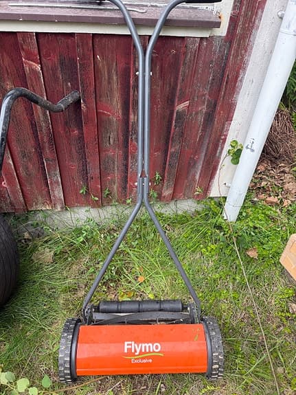 Flymo handgräsklippare orange