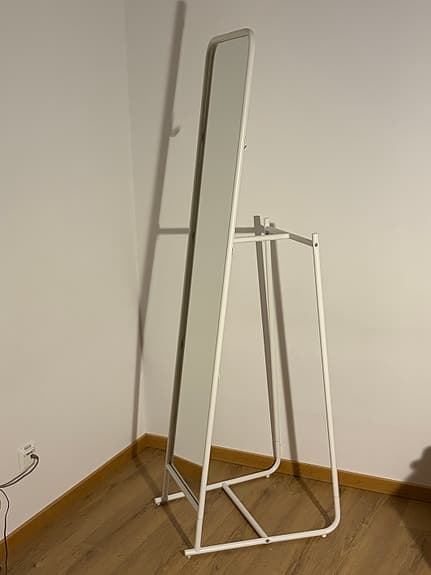 IKEA KNAPPER SPEGEL