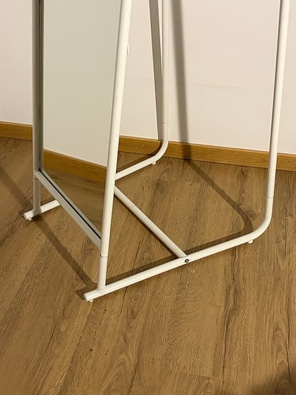 IKEA KNAPPER SPEGEL