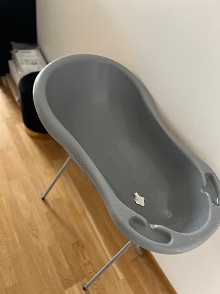 Badbalja med stativ