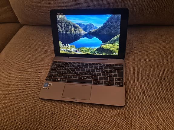 Asus Transformer Book Flip 12"
