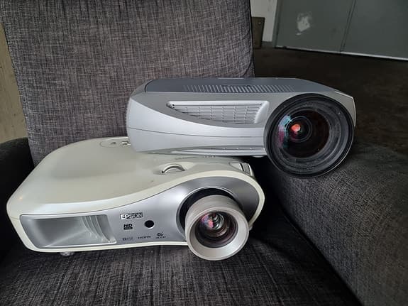 2 projektor