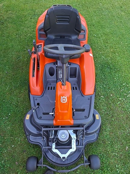 Husqvarna Rider 214C