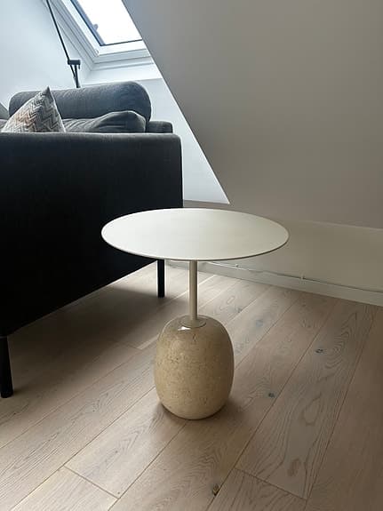 Sidobord LatoLN9 by &Tradition