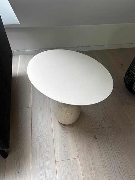 Sidobord LatoLN9 by &Tradition