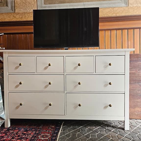 Byrå IKEA HEMNES