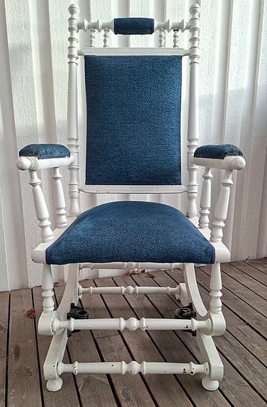 Gungstol i gustaviansk stil