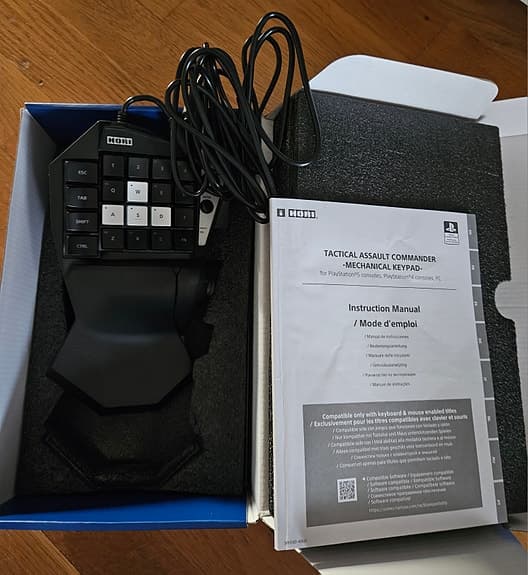 Hori Tactical Assault Commander