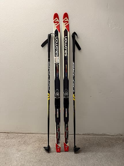 Skidor - Alomon Team Racing Grip 131