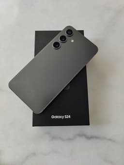 Samsung Galaxy S24 – Toppskick, batteri 100%, allt original kvar