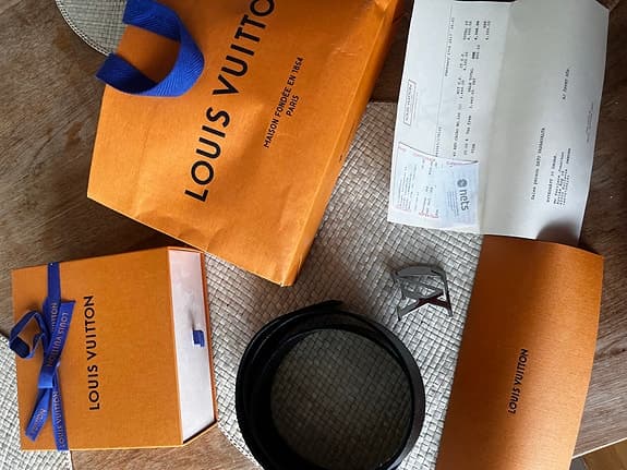 Louis Vuitton LV läderbälte herr