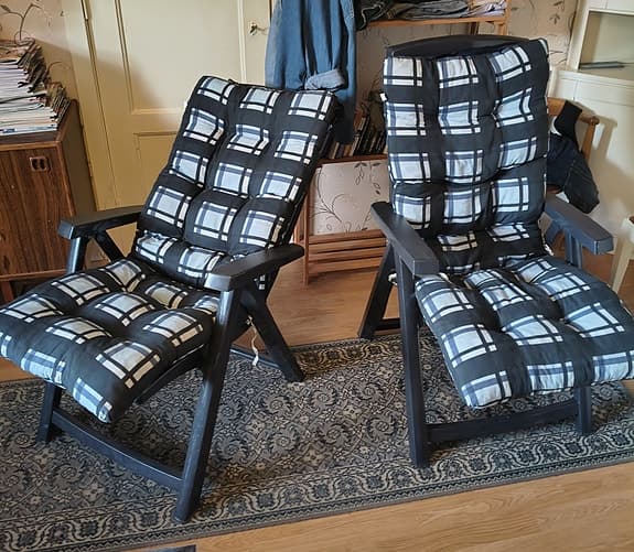 Fällbara trädgårdsstolar med dynor